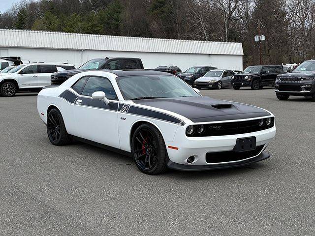 2022 Dodge Challenger R/T Scat Pack RWD photo