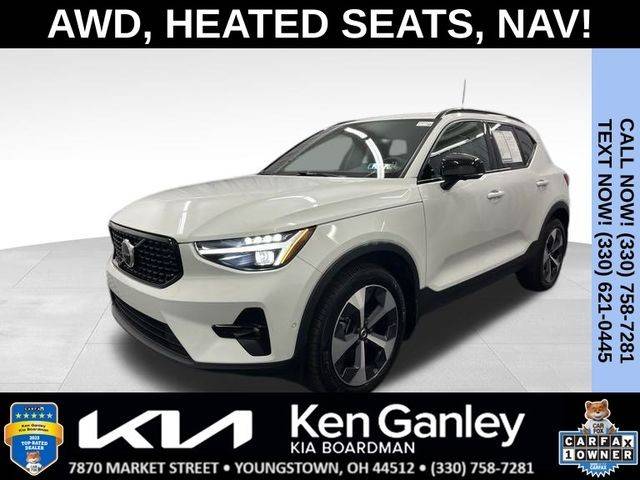 2023 Volvo XC40 Ultimate Dark Theme AWD photo