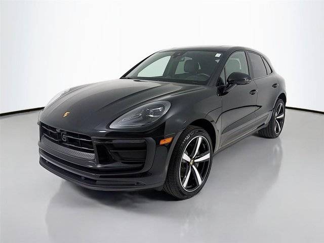 2023 Porsche Macan T AWD photo
