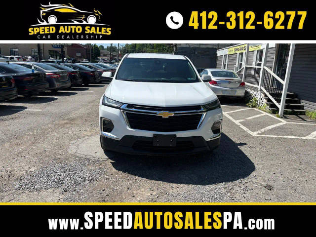 2023 Chevrolet Traverse LS AWD photo