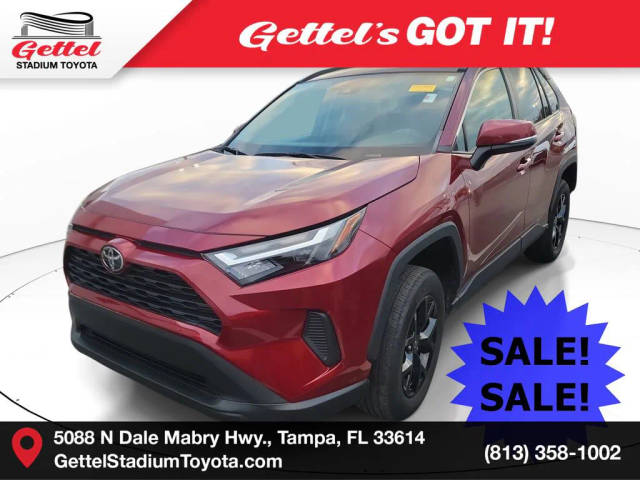 2023 Toyota RAV4 XLE FWD photo