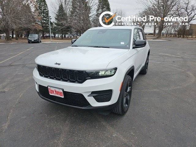 2023 Jeep Grand Cherokee Altitude 4WD photo
