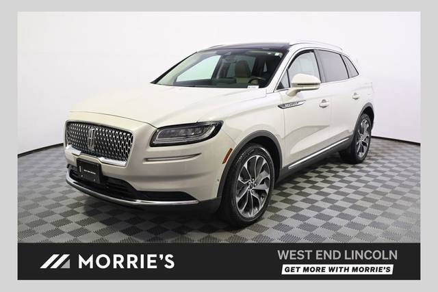 2022 Lincoln Nautilus Reserve AWD photo