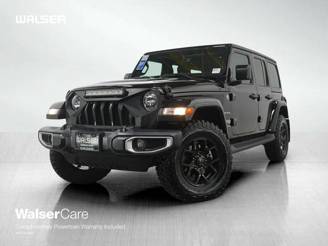 2023 Jeep Wrangler Unlimited Sahara 4WD photo