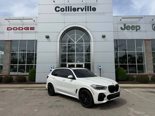 2023 BMW X5 M50i AWD photo