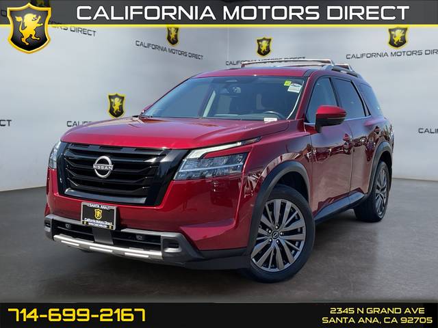 2023 Nissan Pathfinder SL FWD photo