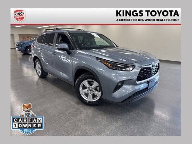 2023 Toyota Highlander Hybrid LE AWD photo