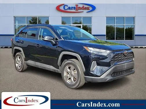 2022 Toyota RAV4 XLE AWD photo