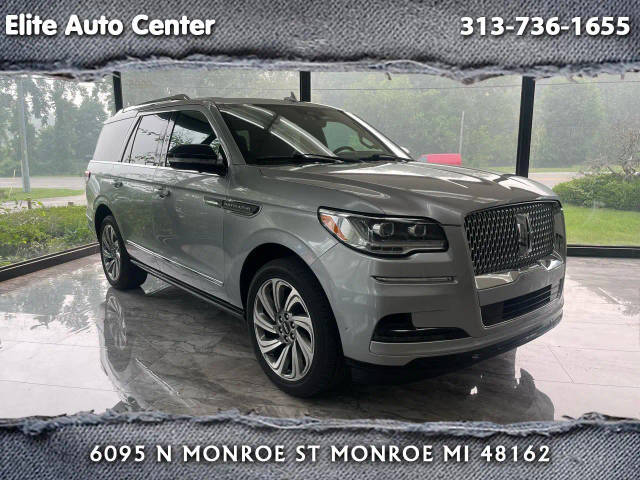 2022 Lincoln Navigator Reserve 4WD photo