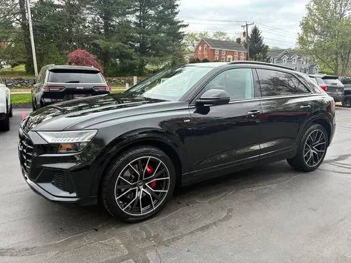 2023 Audi Q8 Prestige AWD photo
