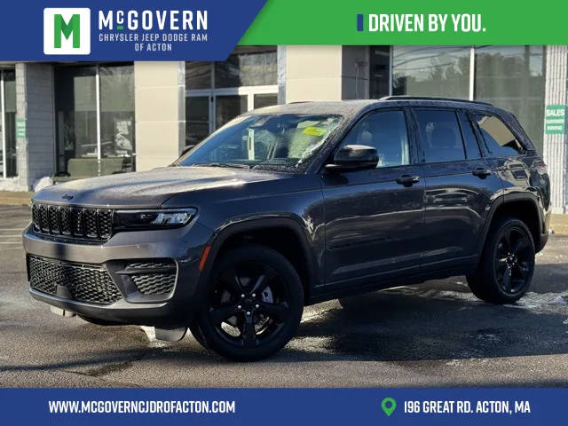 2023 Jeep Grand Cherokee Altitude 4WD photo