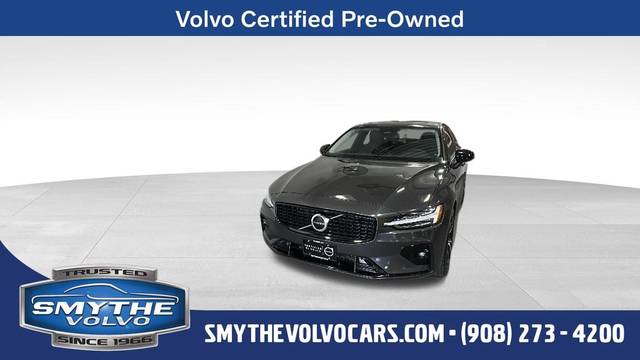 2023 Volvo S60 Core Dark Theme FWD photo