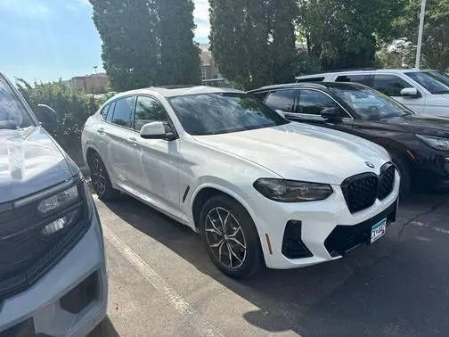 2023 BMW X4 xDrive30i AWD photo