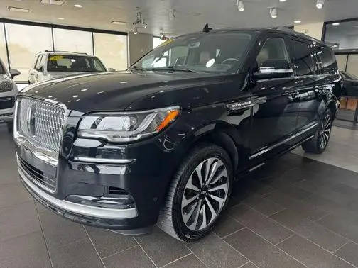 2022 Lincoln Navigator L Reserve 4WD photo