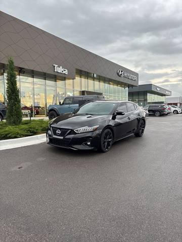 2023 Nissan Maxima SR FWD photo