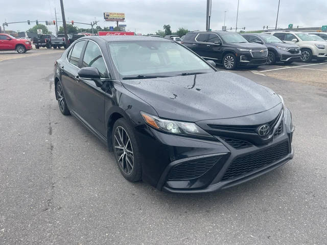 2023 Toyota Camry SE FWD photo