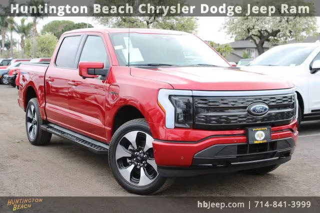 2022 Ford F-150 Lightning Platinum AWD photo