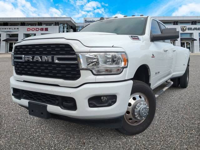 2022 Ram 3500 Lone Star 4WD photo