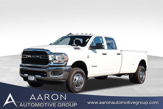 2022 Ram 3500 Tradesman 4WD photo