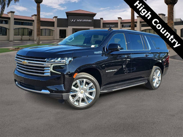 2022 Chevrolet Suburban High Country 4WD photo