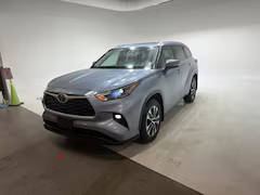 2023 Toyota Highlander XLE AWD photo