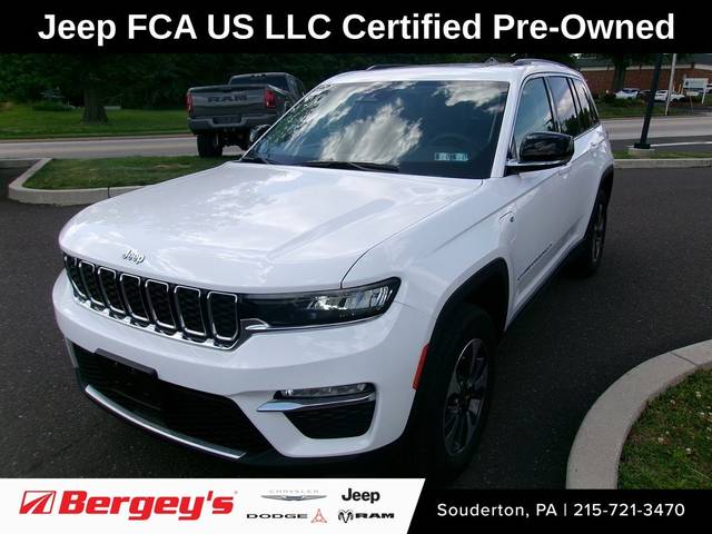 2022 Jeep Grand Cherokee  4WD photo