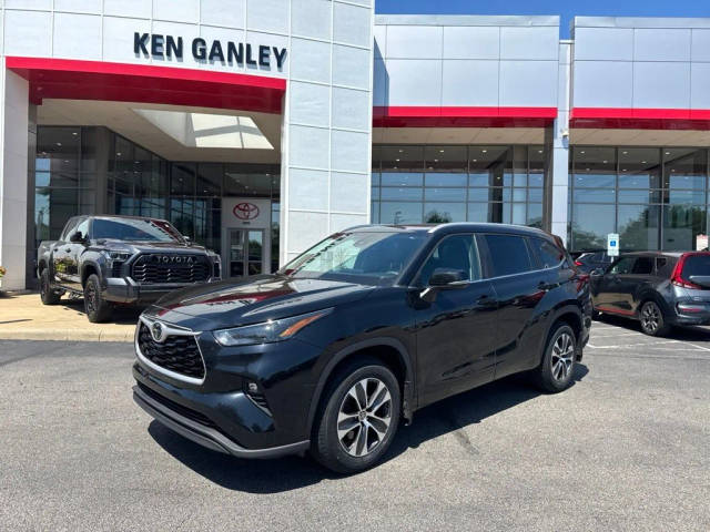 2023 Toyota Highlander XLE AWD photo
