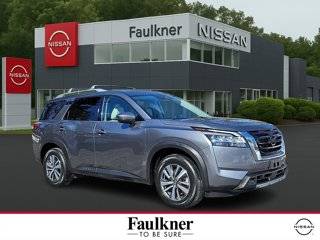 2023 Nissan Pathfinder SL 4WD photo