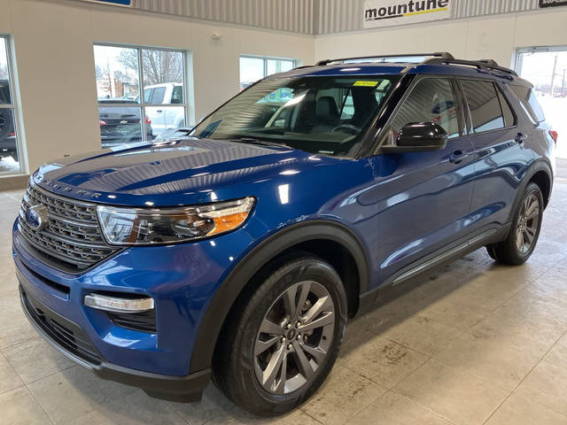 2022 Ford Explorer XLT 4WD photo