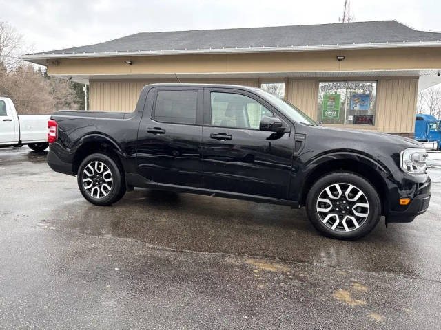 2022 Ford Maverick LARIAT AWD photo