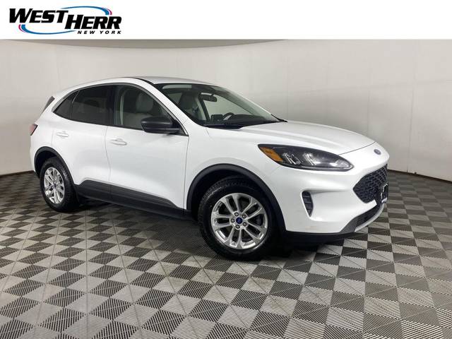 2022 Ford Escape SE FWD photo