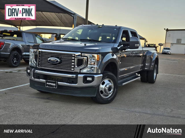 2022 Ford F-350 Super Duty LARIAT 4WD photo