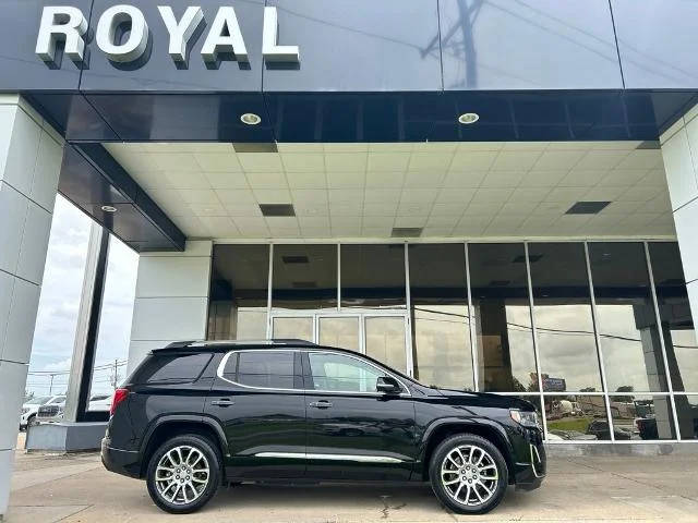 2023 GMC Acadia Denali FWD photo