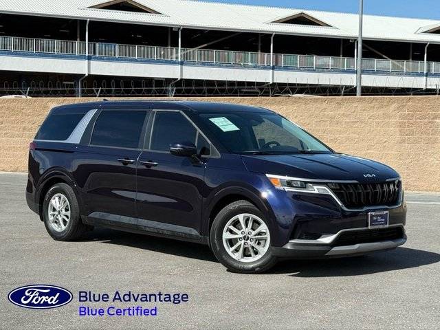 2023 Kia Carnival LX FWD photo