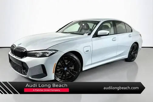2023 BMW 3 Series 330e RWD photo