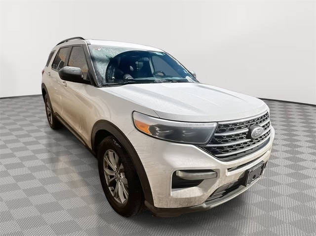 2023 Ford Explorer XLT 4WD photo