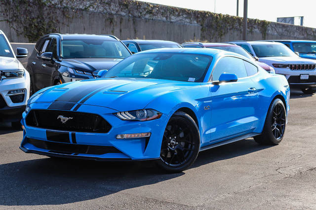 2022 Ford Mustang GT Premium RWD photo