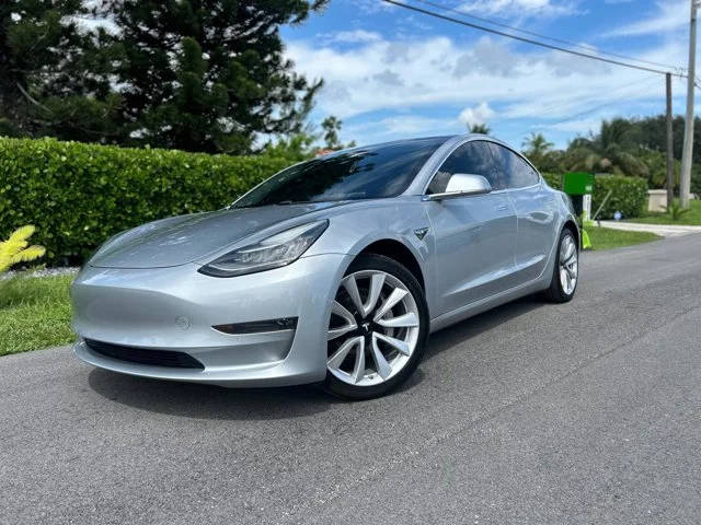 2018 Tesla Model 3 Long Range Battery AWD photo