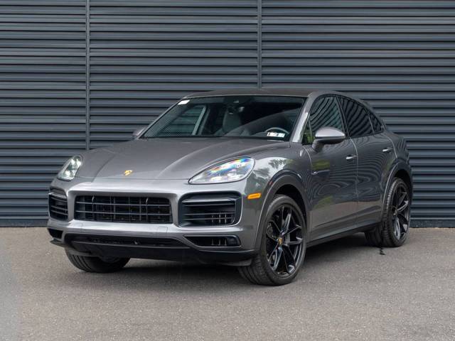 2022 Porsche Cayenne Coupe S AWD photo