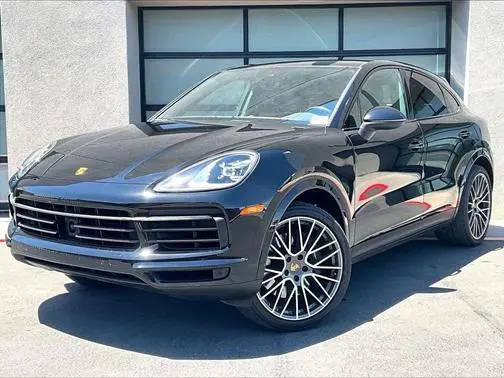 2023 Porsche Cayenne Coupe Platinum Edition AWD photo