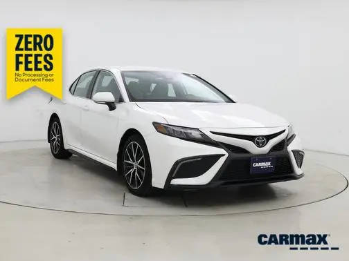 2023 Toyota Camry SE AWD photo