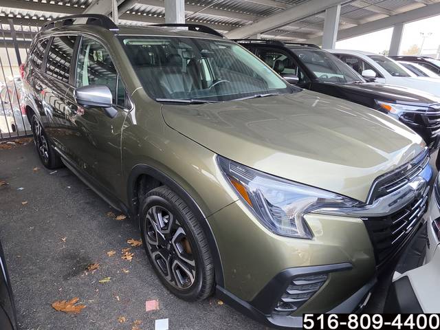 2023 Subaru Ascent Touring AWD photo