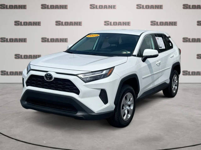 2023 Toyota RAV4 LE AWD photo