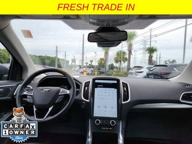 2022 Ford Edge Titanium AWD photo