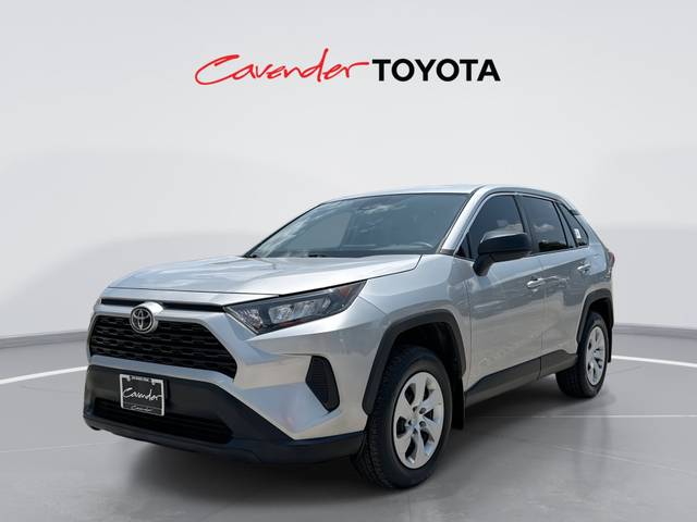 2022 Toyota RAV4 LE FWD photo