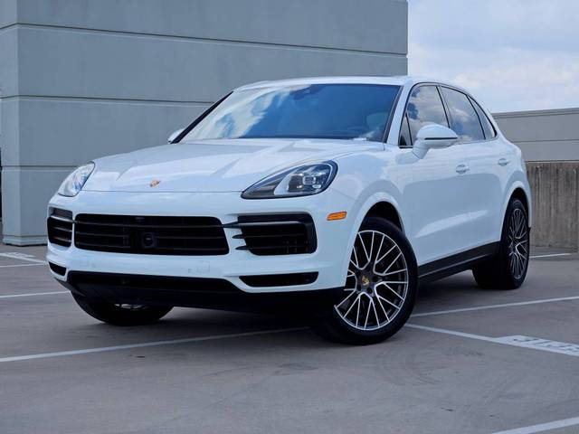 2023 Porsche Cayenne  AWD photo