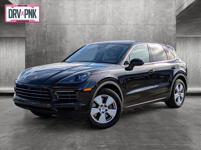 2023 Porsche Cayenne  AWD photo