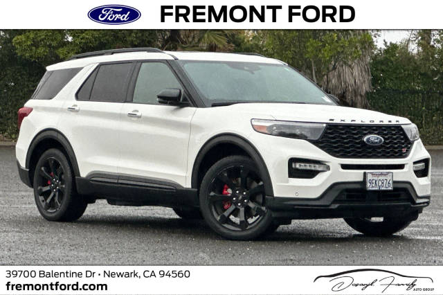 2022 Ford Explorer ST 4WD photo