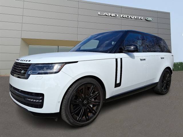 2023 Land Rover Range Rover SE AWD photo