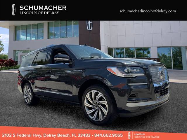2022 Lincoln Navigator Reserve RWD photo